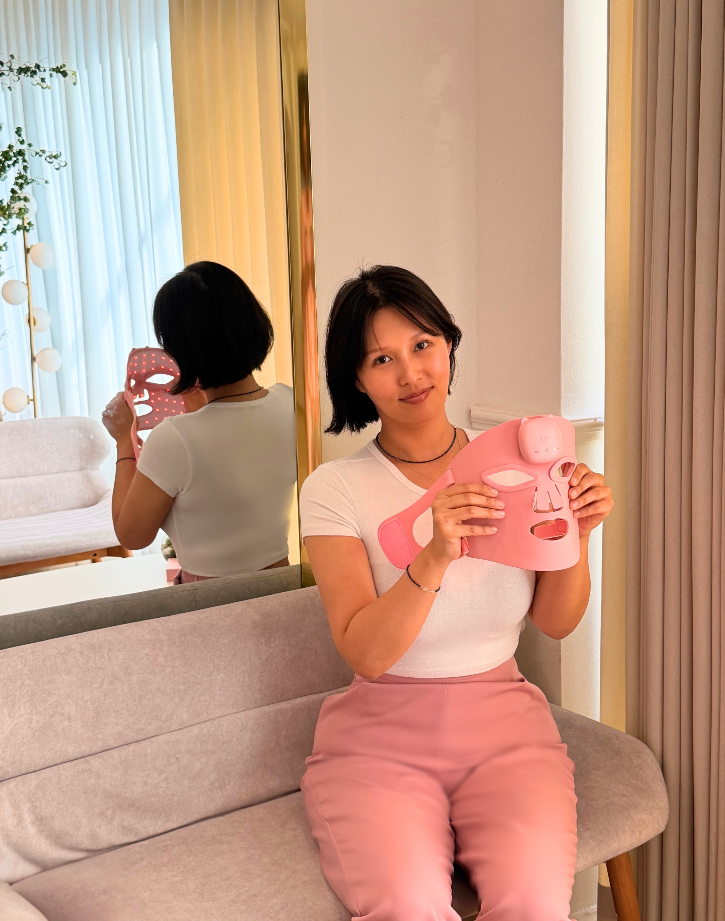 INKO Seoul LED Mask model